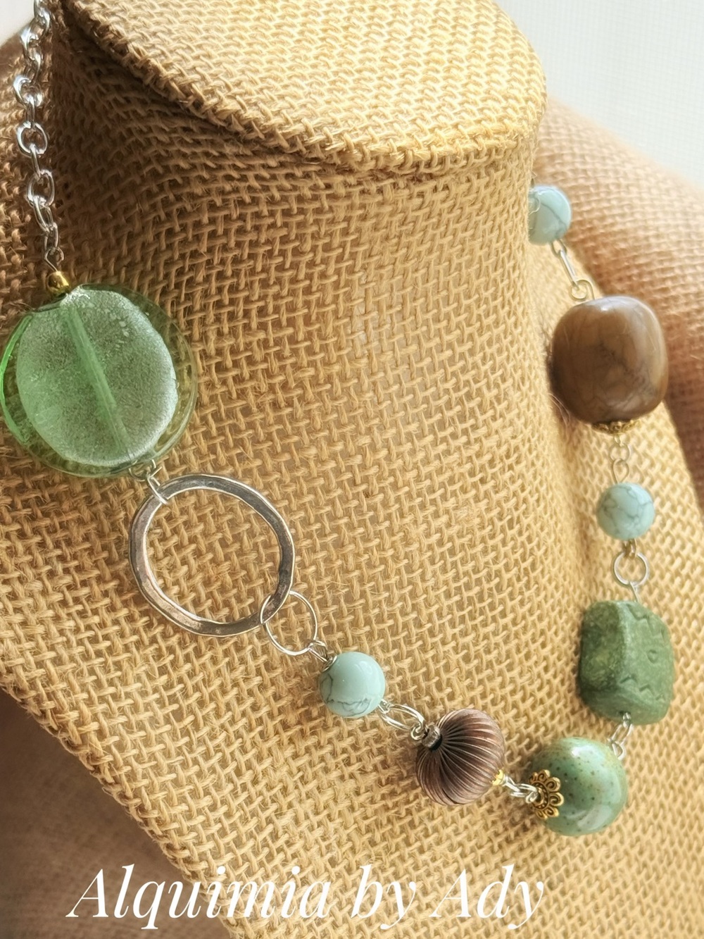 Green and Brown Mixed-Stone Necklace with Silver Rings